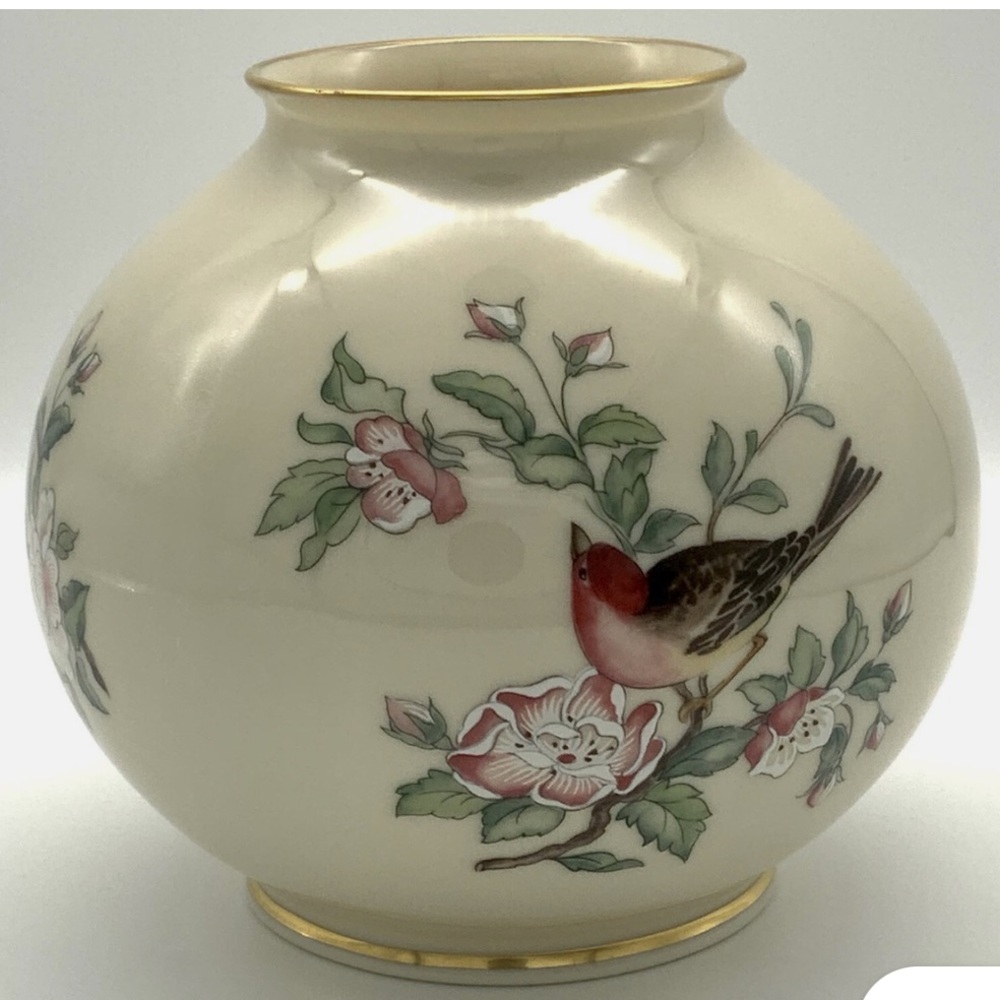 Lenox Serenade 5” Globe Vase 24” gold trim Hand Decorated Bird Floral Collection - Picture 1 of 9